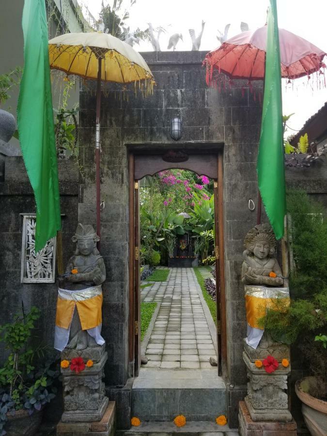 Sari Mimpi Kutuh Villa Ubud Buitenkant foto