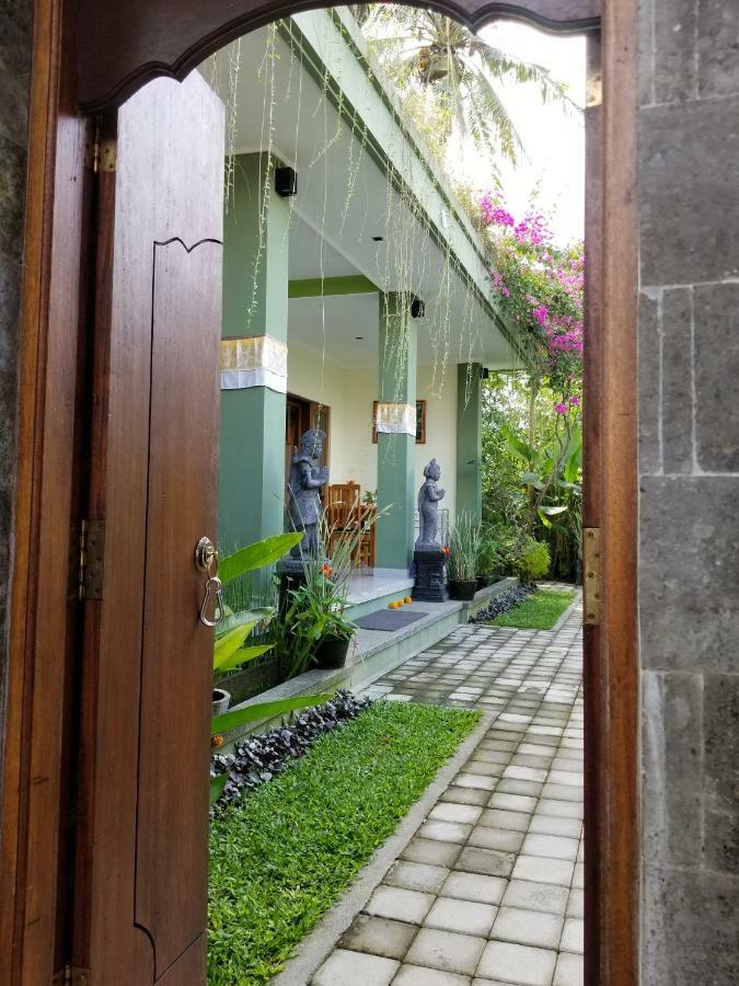 Sari Mimpi Kutuh Villa Ubud Buitenkant foto